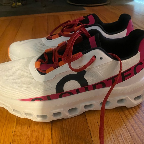 Cloudtec size 10 custom color - Picture 4 of 4